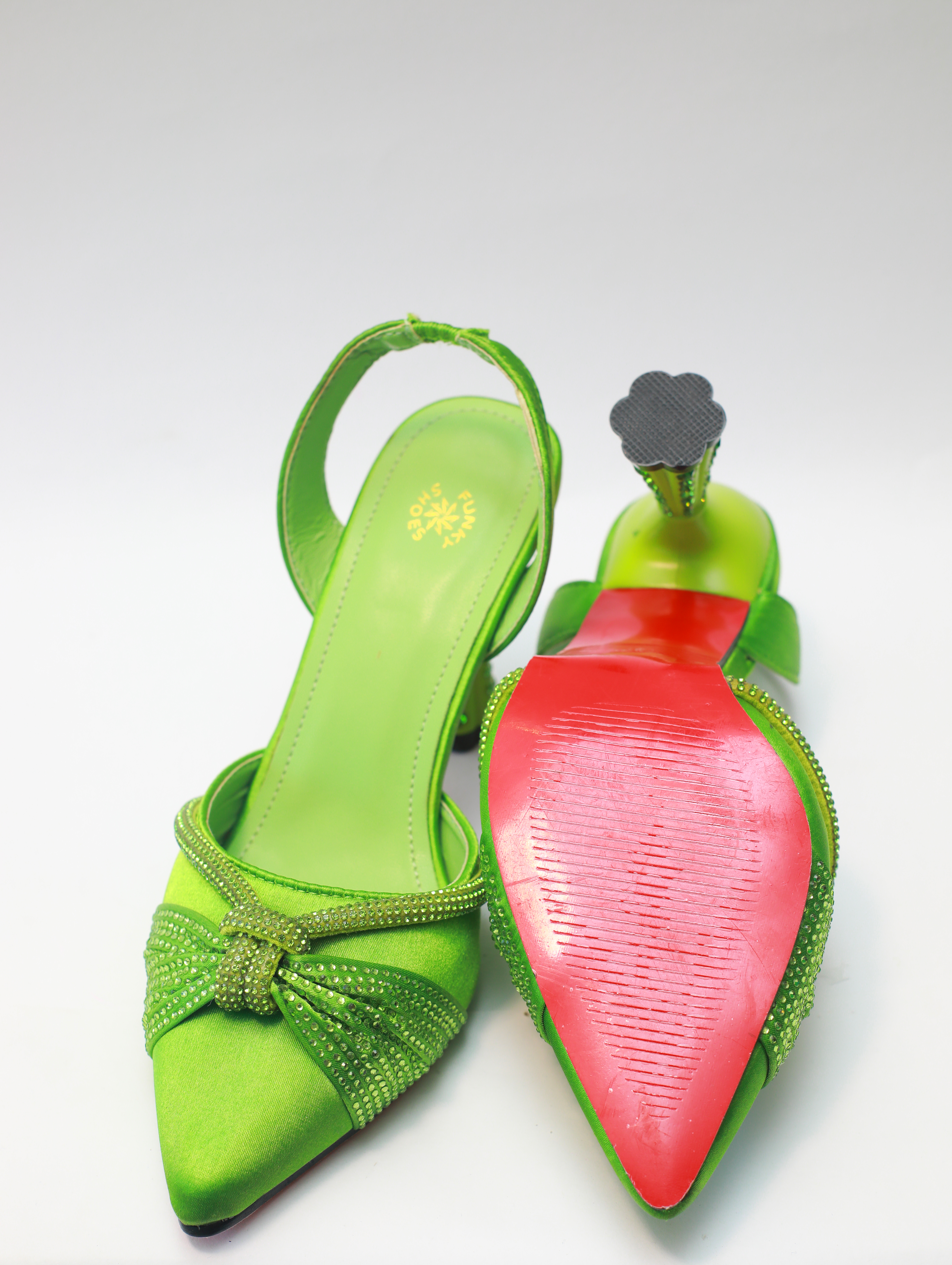 Ify Pencil Mouth Sandal – Green Edition