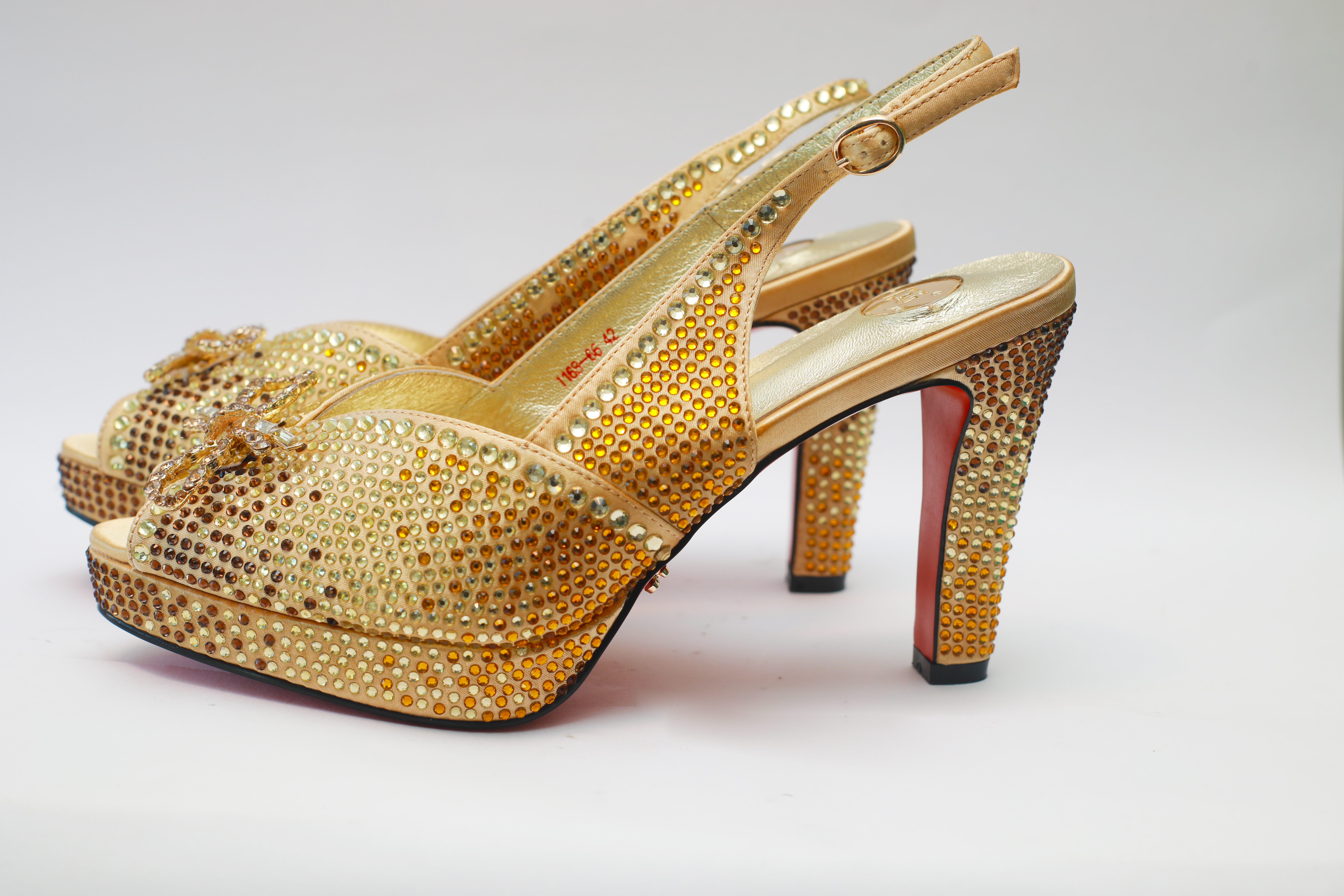 MAYBA Sandal – Gold Crystal Edition 